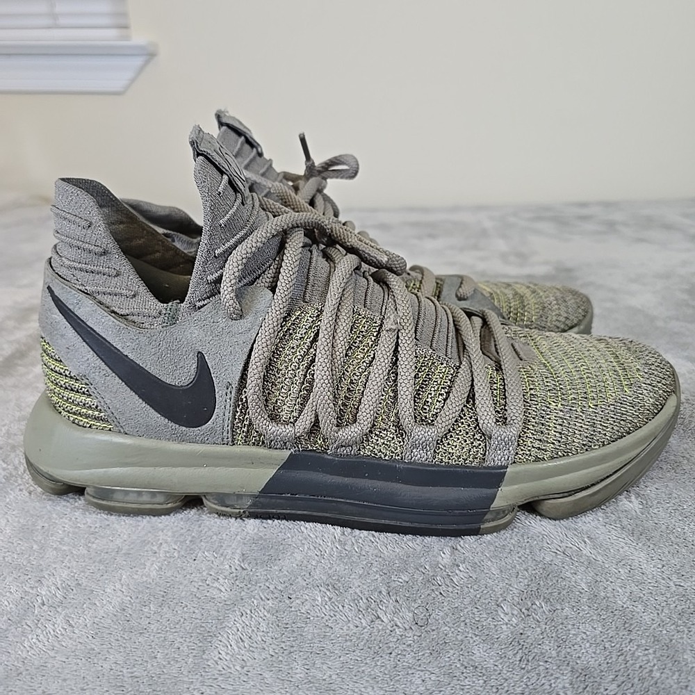Nike KD 10 Shoe Mens 9 Green Veterans Day 2017 LMTD 897817 002 Basketball‎ NBA